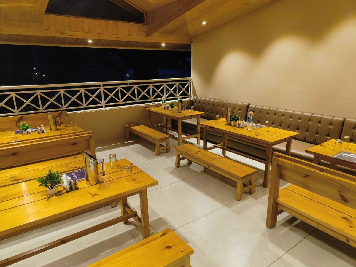 Sa-Ba Manali Inn, Mall Road Exterior photo