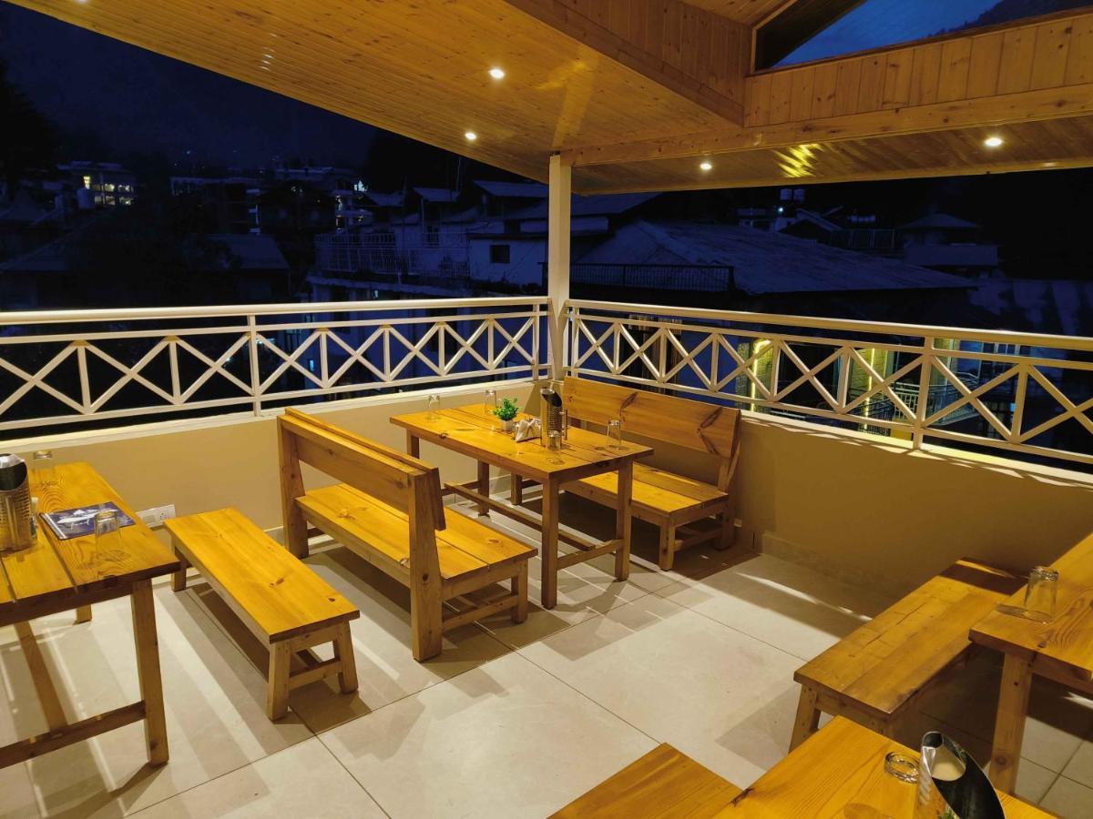 Sa-Ba Manali Inn, Mall Road Exterior photo